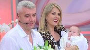 Ana Hickmann e Alexandre Correa com o filho, Alexandre Jr. - Antonio Chahestian/Record