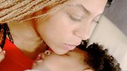 Beyoncé posta fotos com Blue Ivy - Reprodução