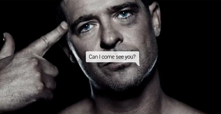 Robin Thicke lança clipe depressivo e mostra supostas mensagens para ex mulher - YouTube/Reprodução