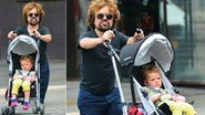 Peter Dinklage, de Game of Thrones, passeia com a filha - GrosbyGroup