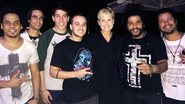 Xuxa com a banda Onze:20 no aniversário de Sasha - Arquivo Pessoal