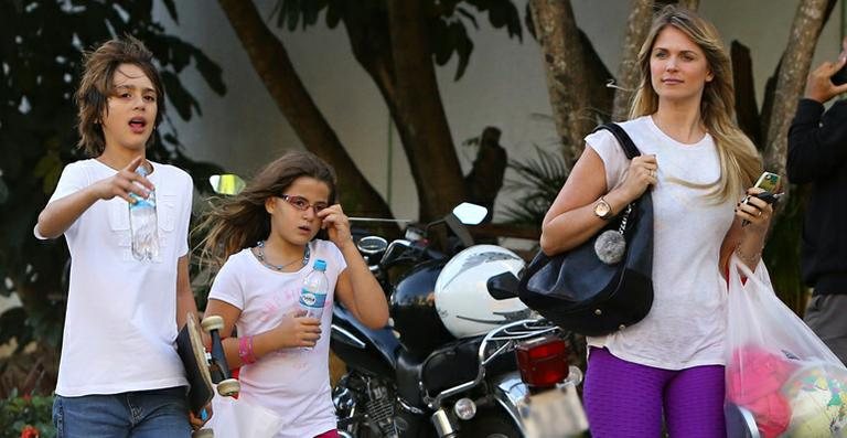 Susana Werner com os filhos - Marcello Sá Barretto / AgNews