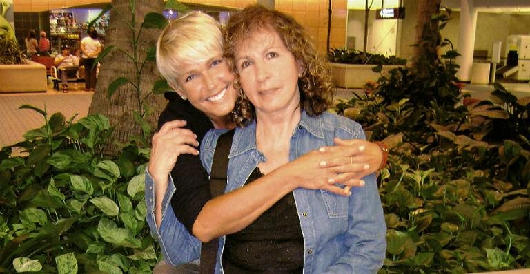 Xuxa e Dona Alda - Arquivo CARAS