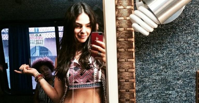 Isis Valverde mostra figurino de 'Boogie Oogie' e deixa barriga sarada à mostra - Reprodução Instagram