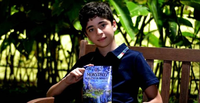 Aos 11 anos, José Eugênio, ator mirim de Sangue Bom, lança livro infantil - Divulgação