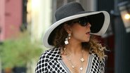 Após separação, Mariah Carey passeia com os filhos em Nova York - AKM-GSI/Splash