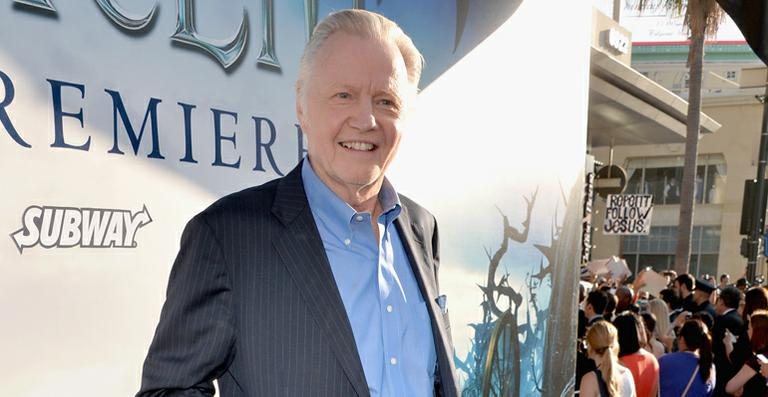 Jon Voight, pai de Angelina Jolie, não sabia do casamento - Getty Images