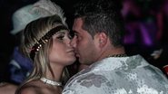 Andressa Urach é vista aos beijos com moreno em festa - AgNews