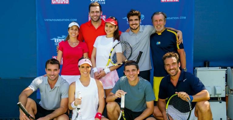 Patrícia Maldonado, Henri Castelli, Jessika Alves, Caio Castro, Kirmayr, Guilherme Arruda, Fernanda Pontes, Diogo Boni e Carlos Bonow, em NY. - Divulgação