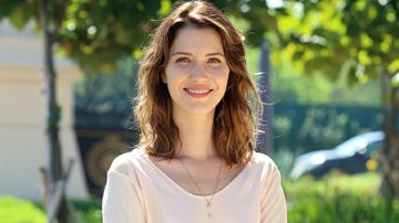 Laura (Nathalia Dill) em 'Alto Astral' - TV Globo / Pedro Paulo Figueiredo