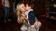 Eliana e o filho, Arthur - Manuela Scarpa / Photo Rio News