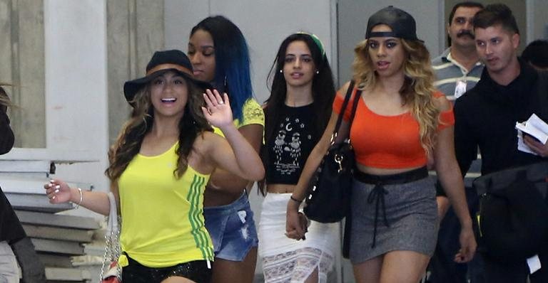 Fifth Harmony e Austin Mahone chegam ao Brasil - Henrique Oliveira e Gabriel Reis / AgNews