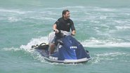 Dia de sol: Mário Frias curte praia e anda de jet ski - Dilson Silva/AgNews