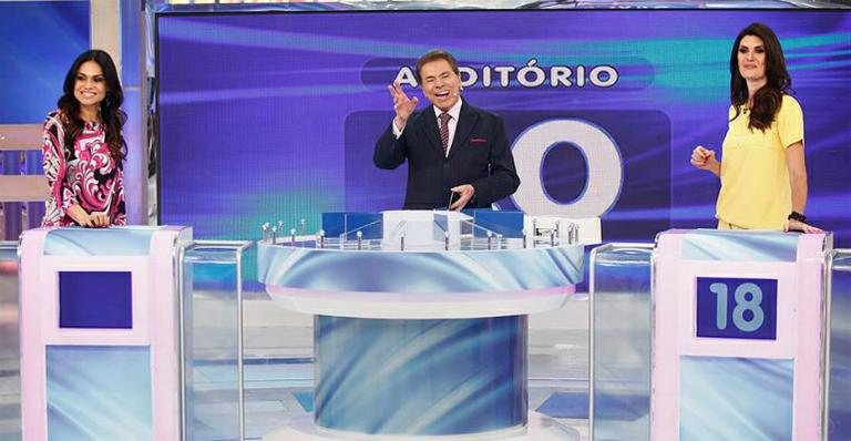 Rosana Jatobá, Silvio Santos e Isabella Fiorentino - Roberto Nemanis/SBT