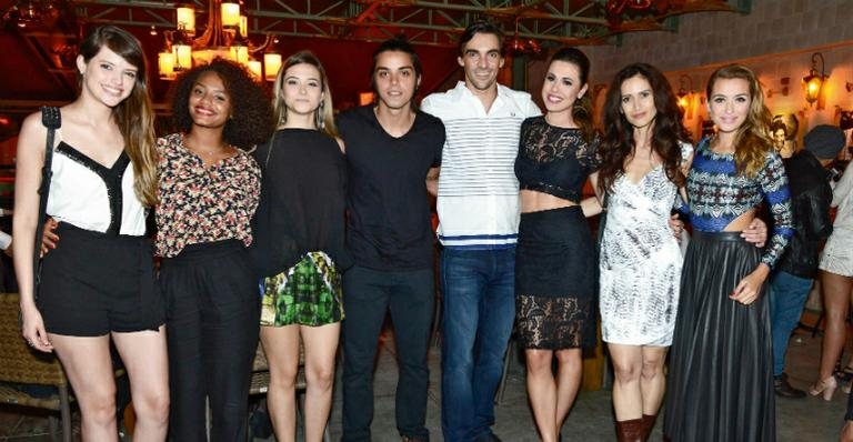 Agatha Moreira, Jéssica Ellen, Juliana Paiva, Rodrigo Simas, o casal Giba e Malu Godoy, Ingra Liberato e Juliana Boller - PAULO MUMIA