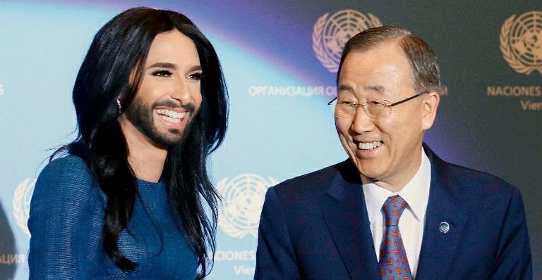 Conchita Wurst e Ban Ki-moon - HEINZ-PETER BADER/REUTERS