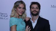 Giovanna Ewbank recebe o carinho do marido, Bruno Gagliasso, em lançamento - Marcello Sá Barretto / AgNews