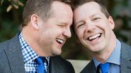 Scott Icenogle e Sean Hayes - Reprodução / Facebook