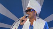 Carlinhos Brown é coroado rei da percussão da Portela - Anderson Borde / AgNews