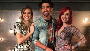 Juliana Paiva e Josie Pessoa com o cantor Dilsinho - Divulgação