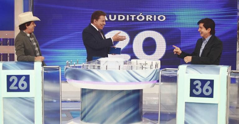 Silvio Santos com Chitãozinho e Xororó - Roberto Nemanis/SBT