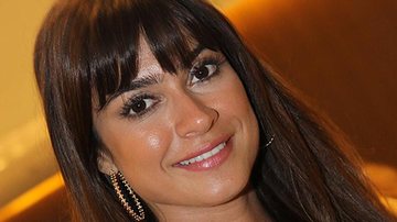 Thaila Ayala - Agnews