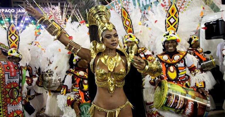 Cris Vianna no desfile da Imperatriz Leopoldinense - Claudio Andrade/Foto Rio News