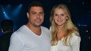 Ronaldo troca carinhos com Celina Locks em show do Racionais - Eduardo Martins e Marcelo Jesus / CDC Shows e Eventos