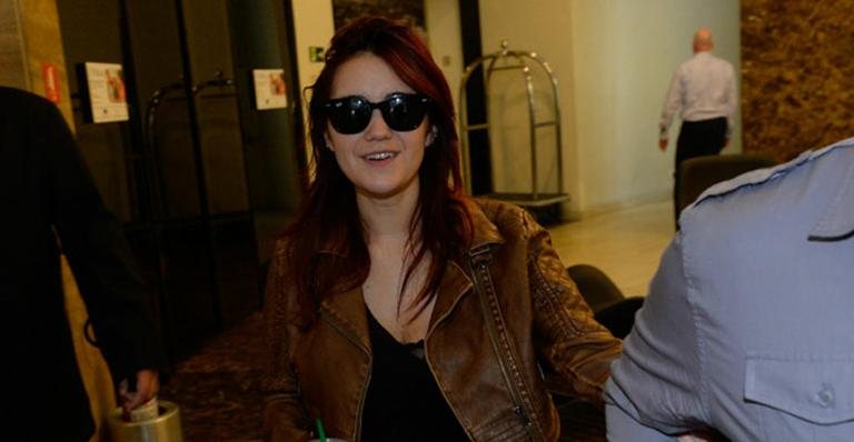 Dulce Maria é fotografada saindo de hotel em SP - Francisco Cepeda/AgNews