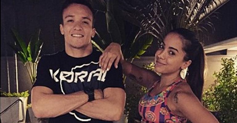 Anitta e seu personal trainer - Instagram/Reprodução