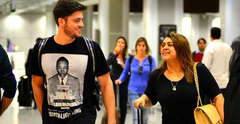 Preta Gil viaja com o marido, Rodrigo Godoy - William Oda / AgNews