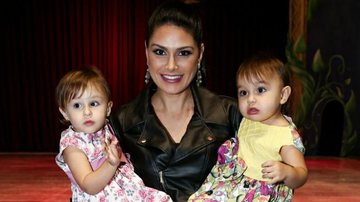 Natalia Guimaraes com Kiara e Maya - Manuela Scarpa/Photo RioNews