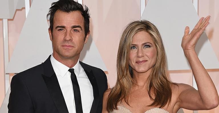 Jennifer Aniston e o noivo - Getty Images