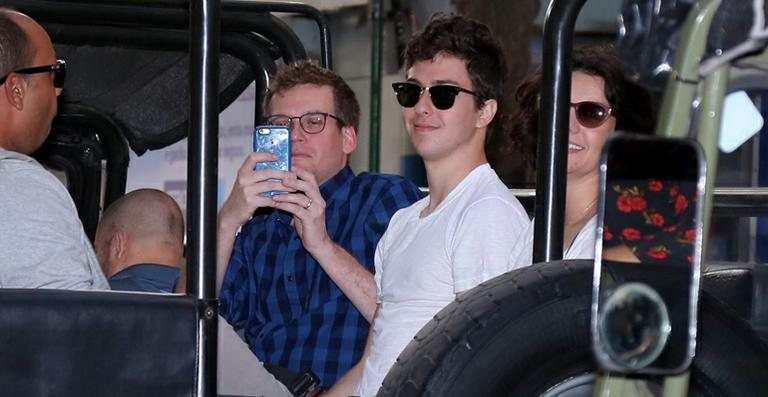 John Green e Nat Wolff visitam o Rio de Janeiro - Gabriel Reis e André Freitas / AgNews