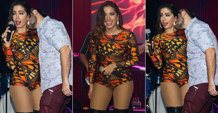 Anitta dança com fã - Manuela Scarpa/Photo Rio News