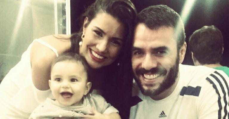 Mariana Felício e Daniel Saullo com a filha, Anita - Instagram/Reprodução