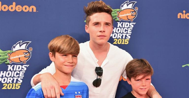 Brooklyn, Romeo e Cruz Beckham participam de premiação do canal Nickelodeon - Getty Images