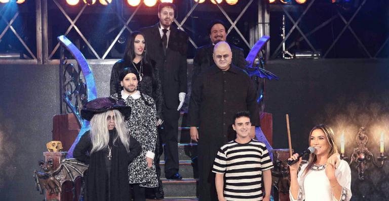 Danilo Gentili e sua turma se transformam na família Addams - Leonardo Nones/SBT