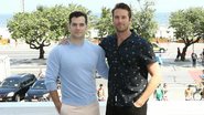 Henri Cavill e Armie Hammer posam para fotógrafos e fãs no Copacabana Palace - Agnews