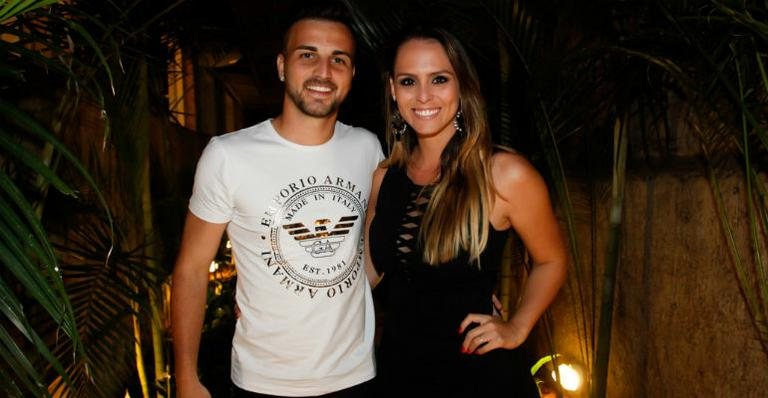 Rafael Longuine e Aline Lima, filha do cantor Chitãozinho - Marcos Ribas/Photo Rio News