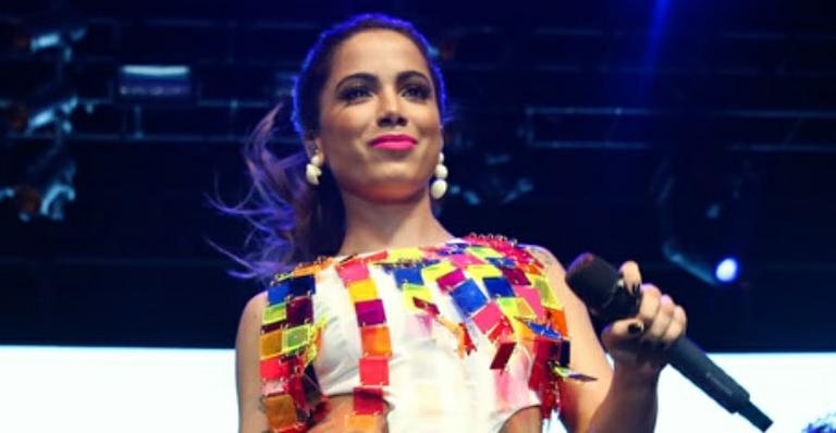 Anitta sensualiza durante show infantil em São Paulo - Manuela Scarpa/PhotoRioNews