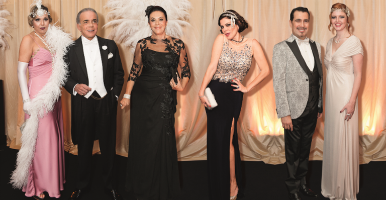 Vips imprimem requinte em looks vintage no exclusivo black-tie de entidade hoteleira de alto luxo em São Paulo - SAMUEL CHAVES/S4 PHOTOPRESS