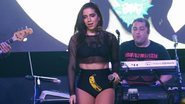 Anitta usa roupa sensual com banana em local estratégico - Manuela Scarpa/BrazilNews