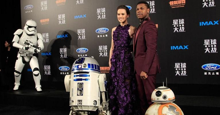 Daisy Ridley e John Boyega - Getty Images