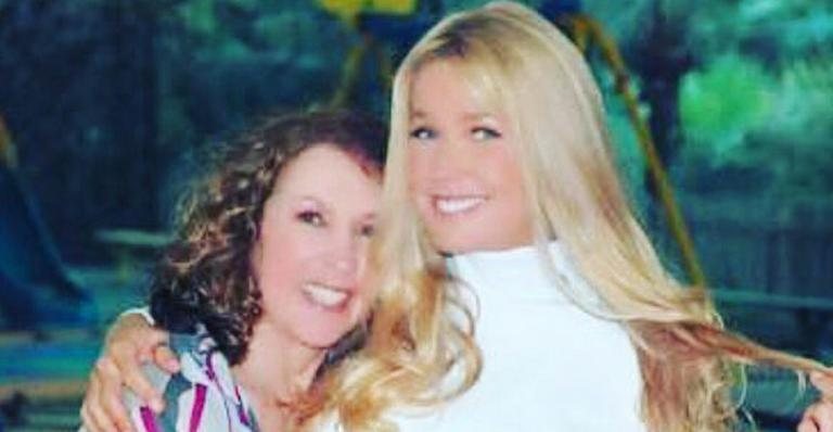 Xuxa e dona Alda Meneghel - Instagram/Reprodução