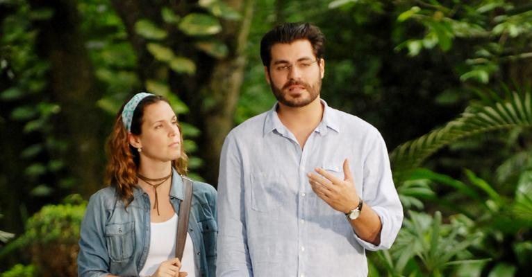 Casados há muitos anos, Thiago Lacerda e Vanessa Loés tiveram papeis de destaque na novela teen em diferentes temporadas - Divulgação/TV Globo