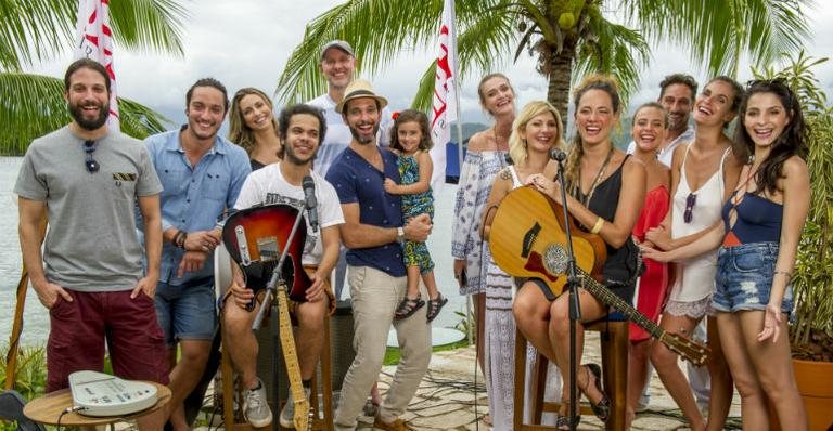 Marco Antônio Gimenez, Allan Souza Lima, o casal Tatiana Pansini e Tande, o músico André Whoong, Mouhamed Harfouch com a filha, Ana Flor, Viviane Orth, Antonia Fontenelle, Tiê, Juliana Silveira,
Tuca Andrada, Carol Francischini e Giselle Batista - CADU PILOTTO E MICA GURMINDO