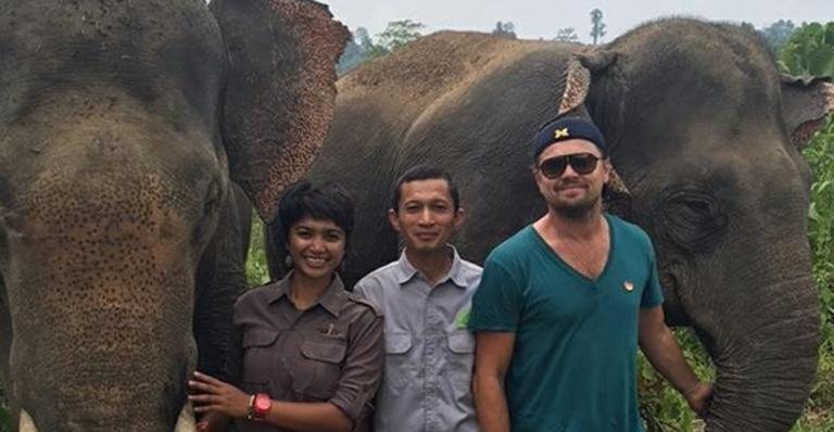 Leonardo DiCaprio com ambientalistas na Indonésia - Instagram/Reprodução