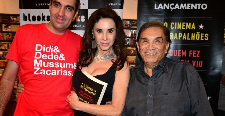 Dedé Santana prestigia lançamento de livro sobre Os Trapalhões - Webert Belicio / Brazil News