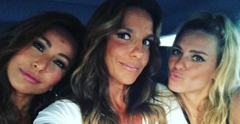 Sabrina Sato, Ivete Sangalo e Carolina Dieckmann no show da Beyoncé em Miami - Reprodução Instagram